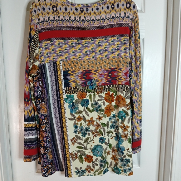 Johnny Was Floral and Geometric Mixed Print Women's Top Sz 1X - Picture 7 of 7